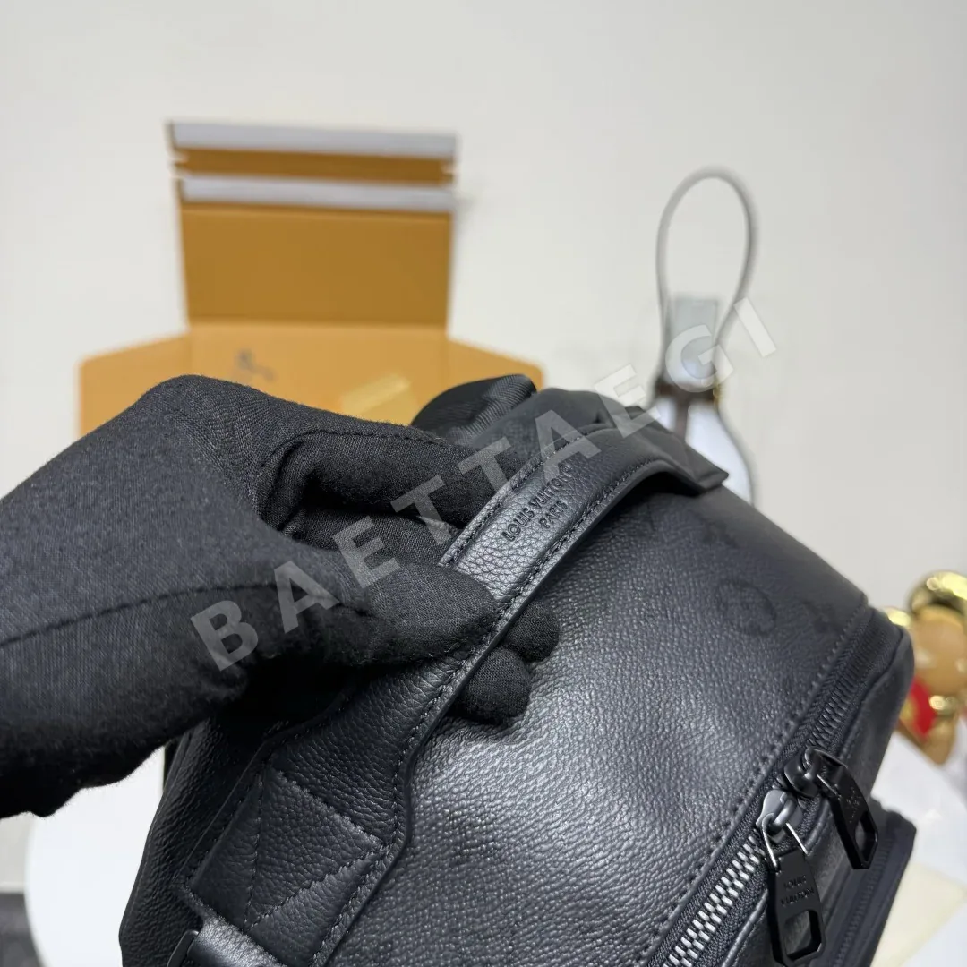 루이비통 디스커버리 카고 백팩 M26765 상세 이미지 5