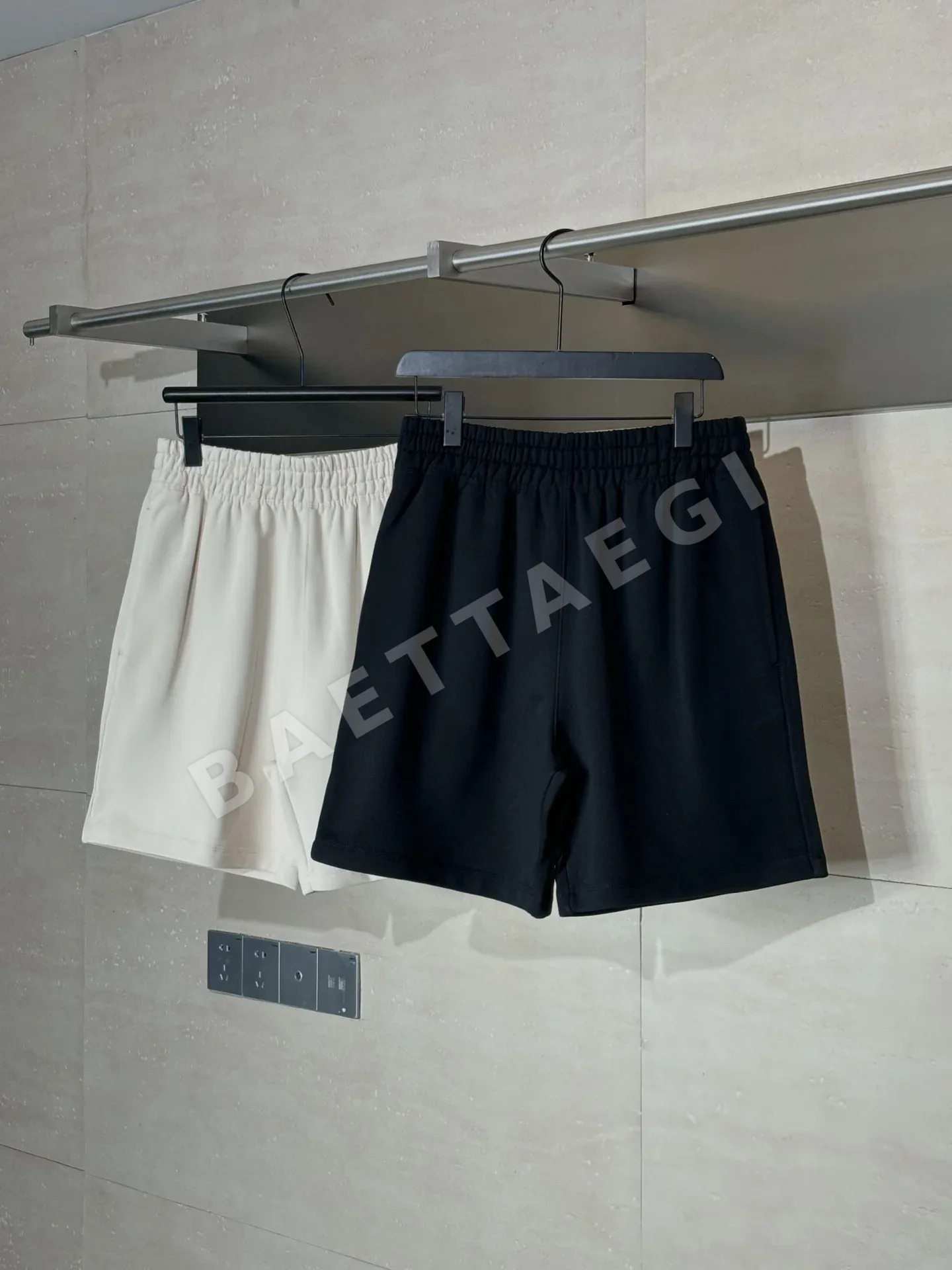 버버리 체크 코튼 반바지 5254 상세 이미지 3
