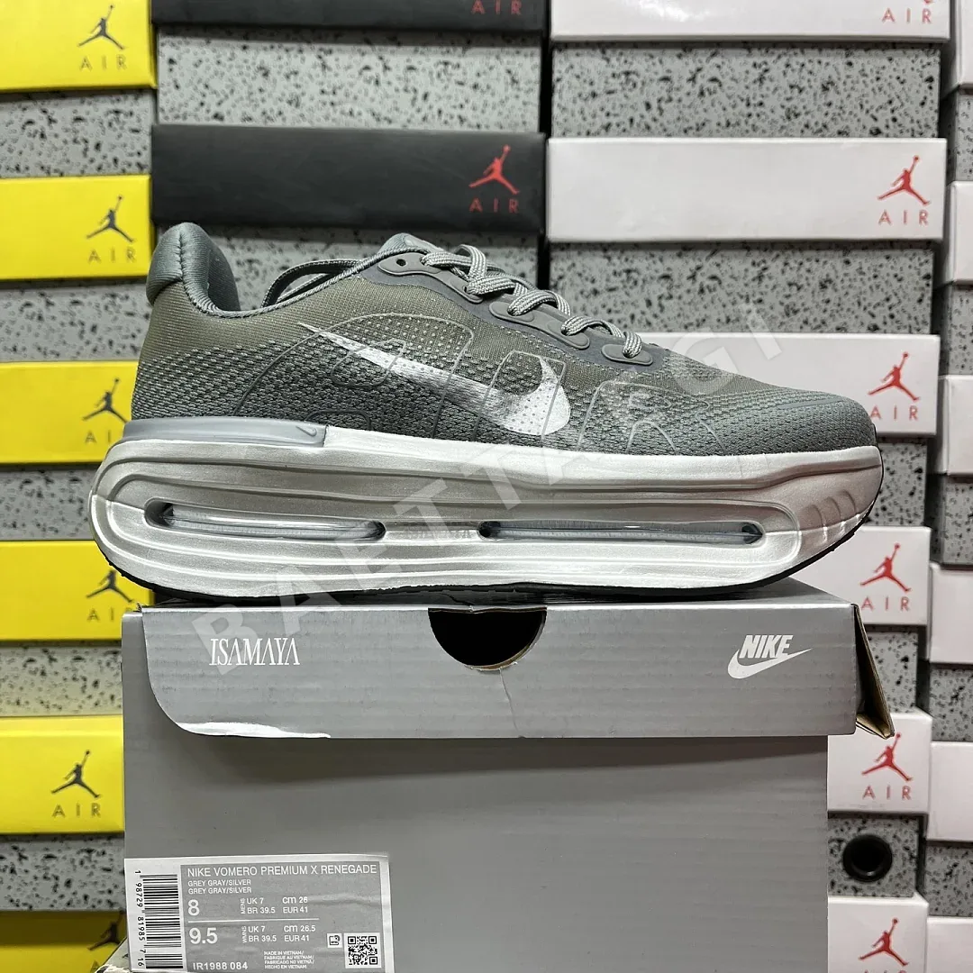 나이키 [CG] 보메로 프리미엄 IR1988-084 201988 Nike Vomero Premium Isamaya Run Forever