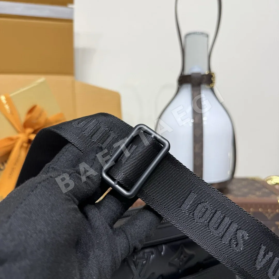 루이비통 알파 메신저백 M28785 상세 이미지 7