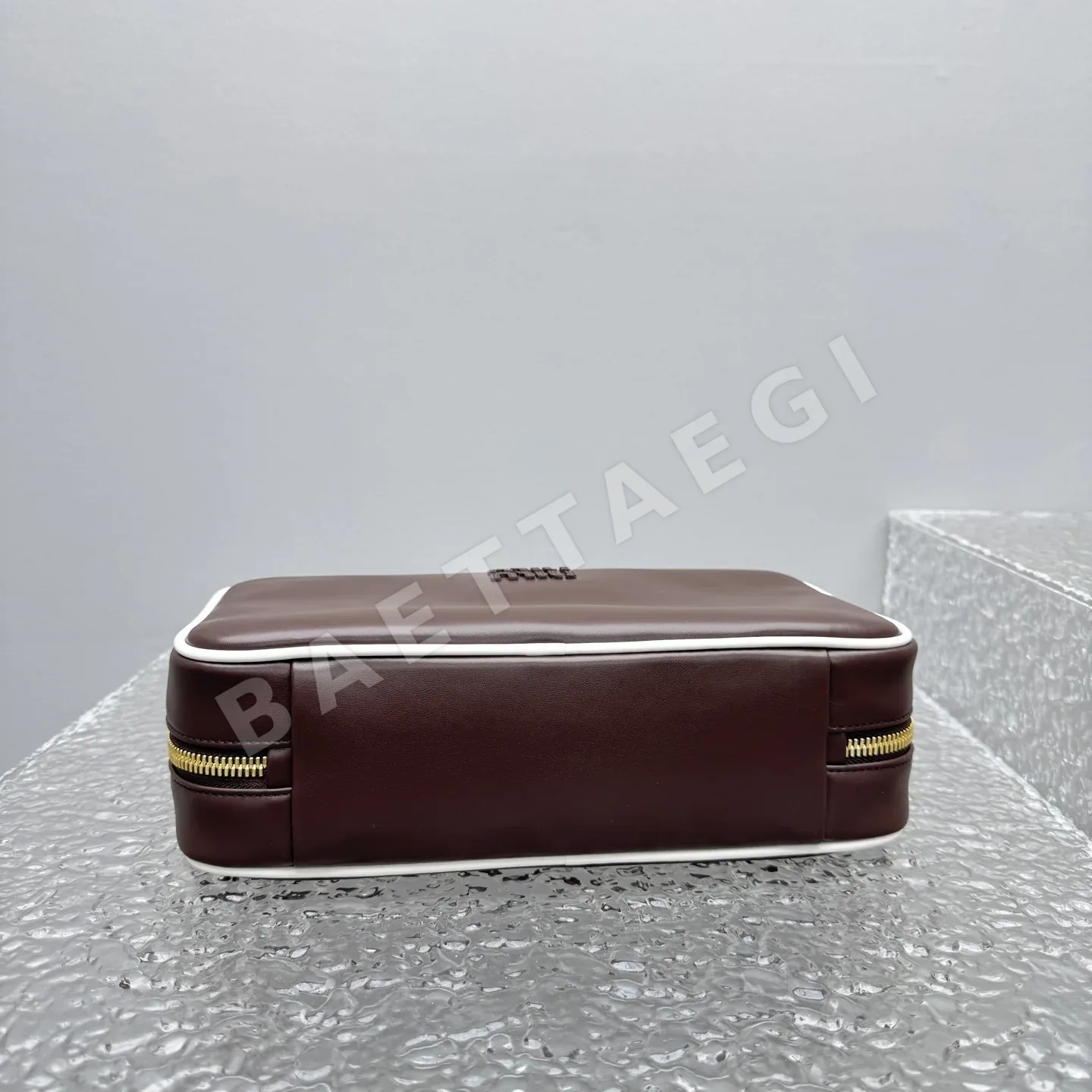 미우미우 컬러 블록 롱 핸들 브리프케이스 가방 상세 이미지 5