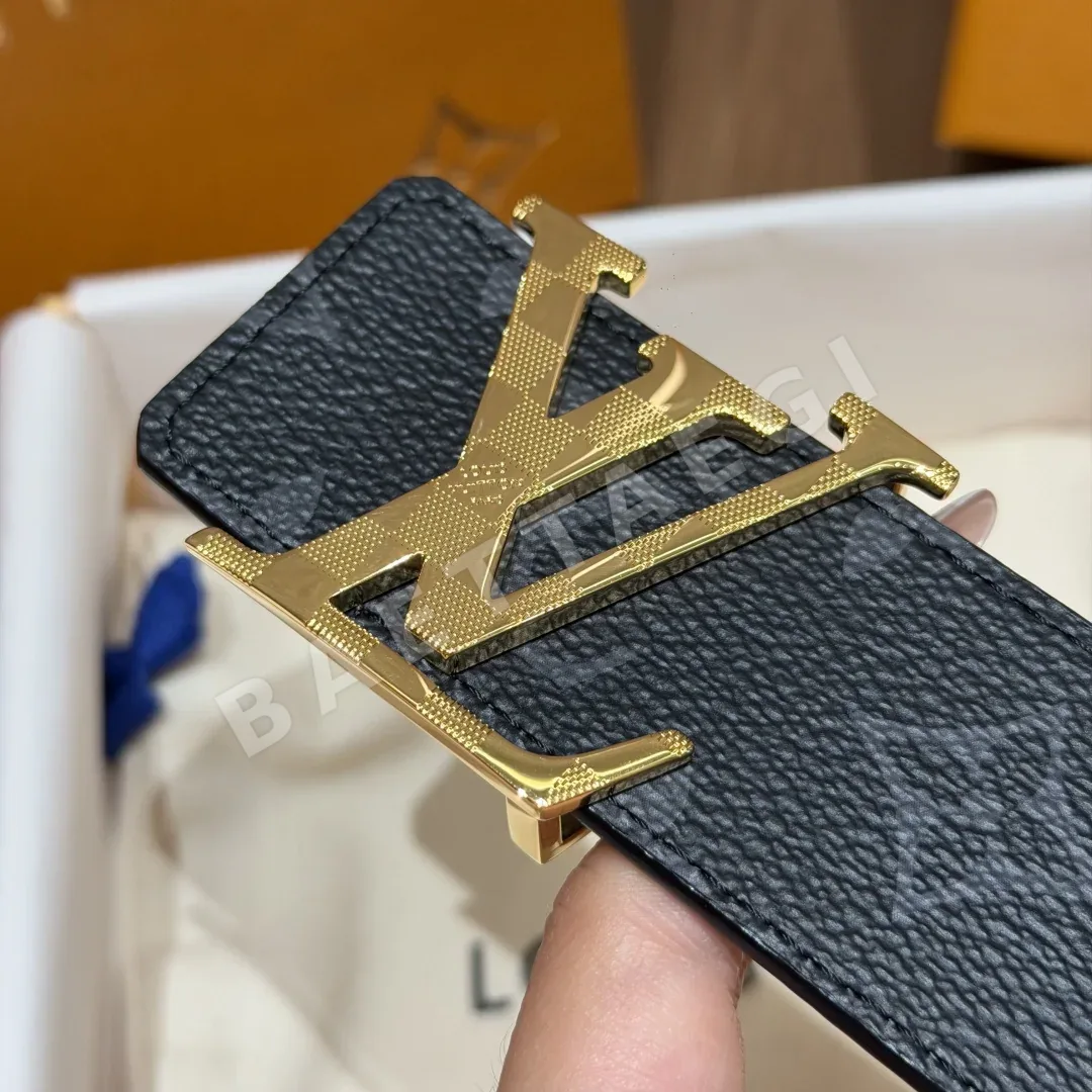 루이비통 이니셜 40mm 리버시블 벨트 상세 이미지 7