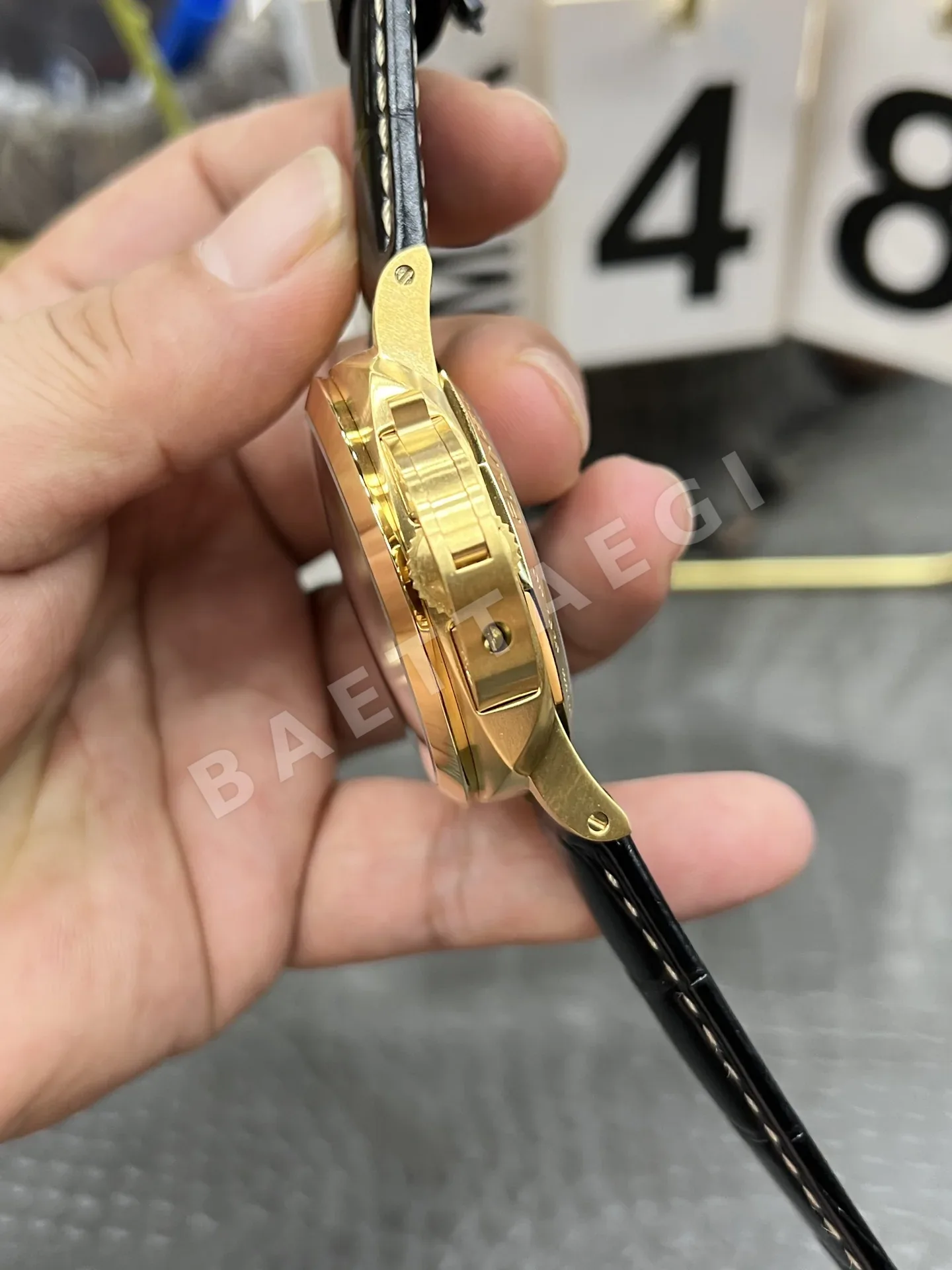 파네라이 PAM1115 로즈골드 자동 시계 상세 이미지 6