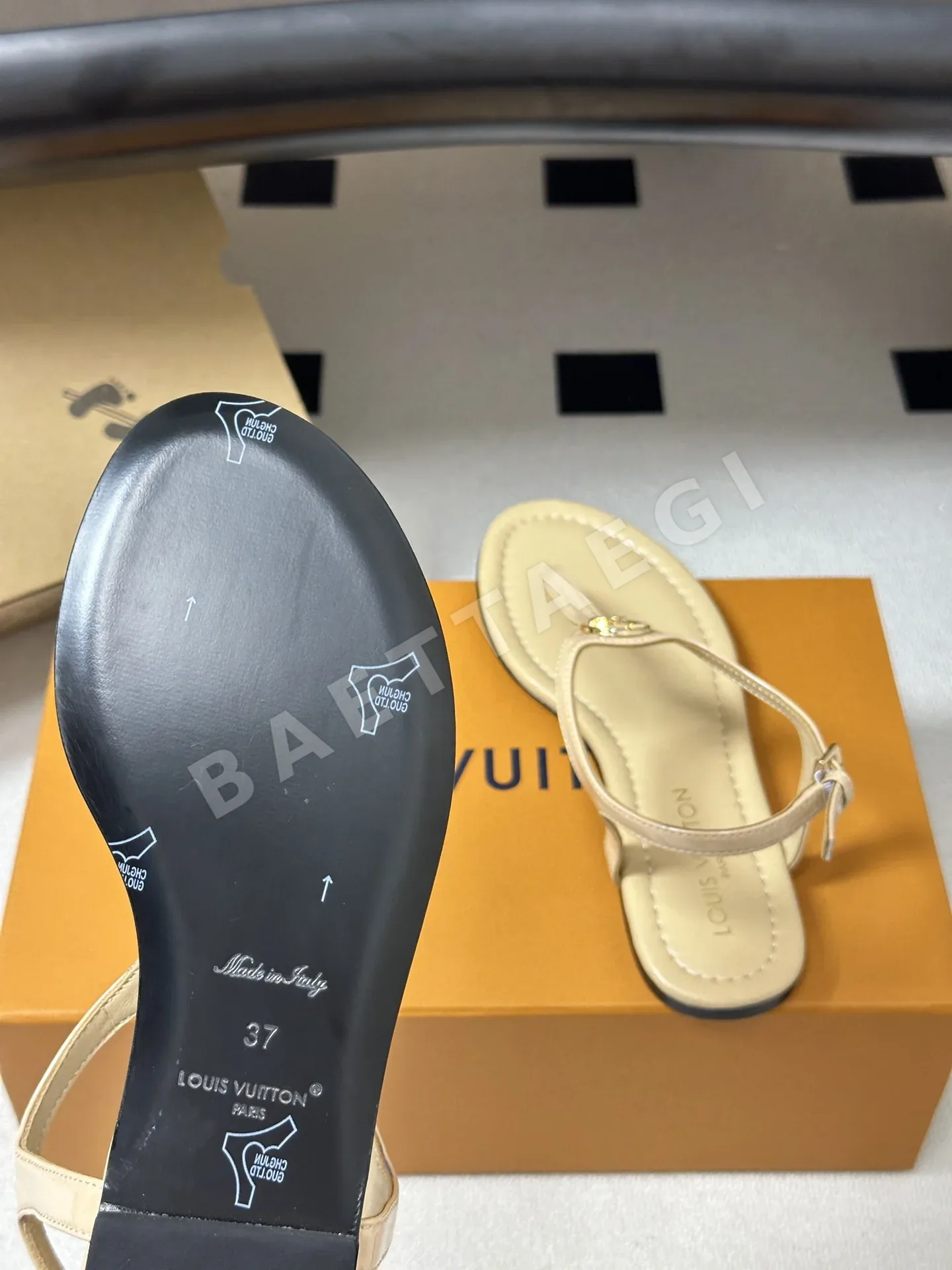 루이비통 LV 바이브 비치 샌들 상세 이미지 9