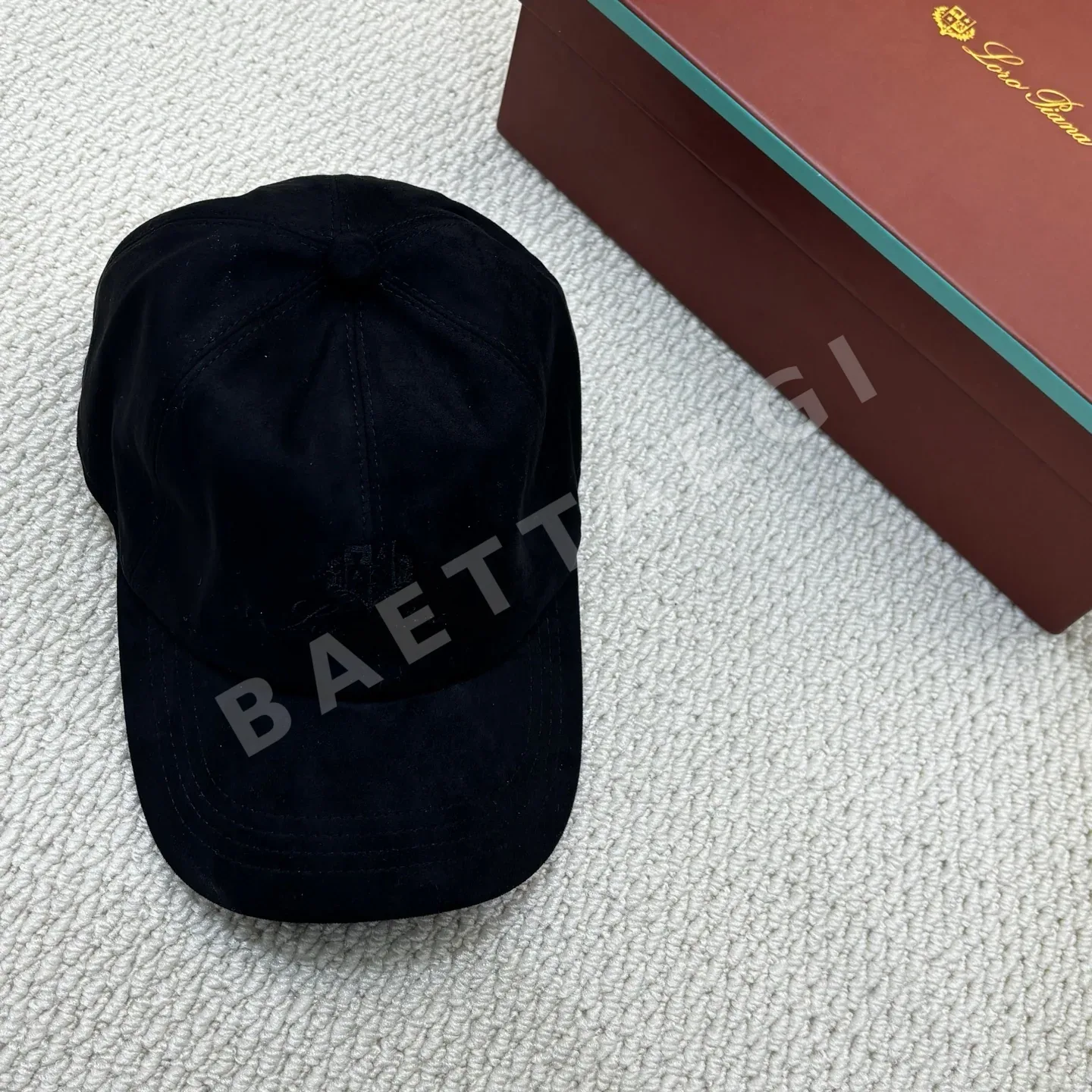 로로피아나 스웨이드 베이스볼 캡 118682