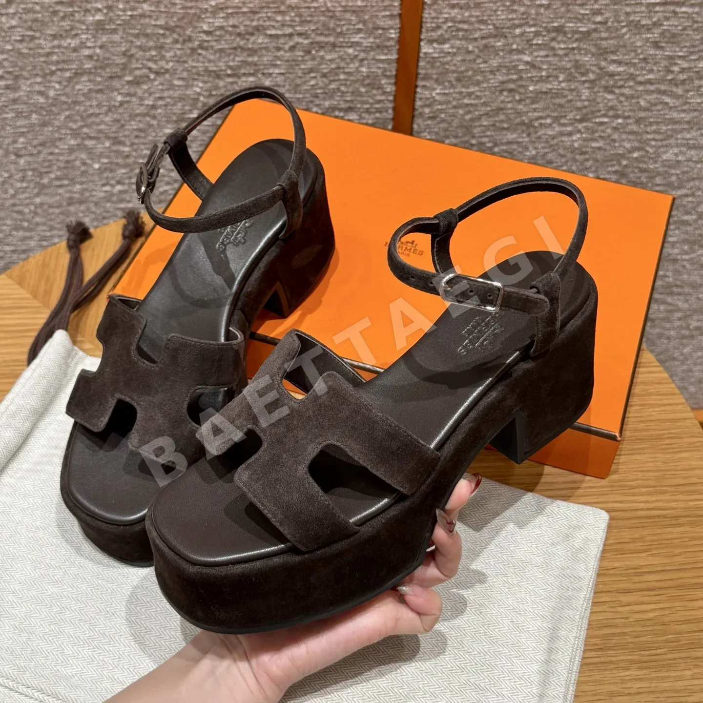 에르메스 잼30 샌들 에베네브라운 가죽 7.5 cm 힐 상세 이미지 3