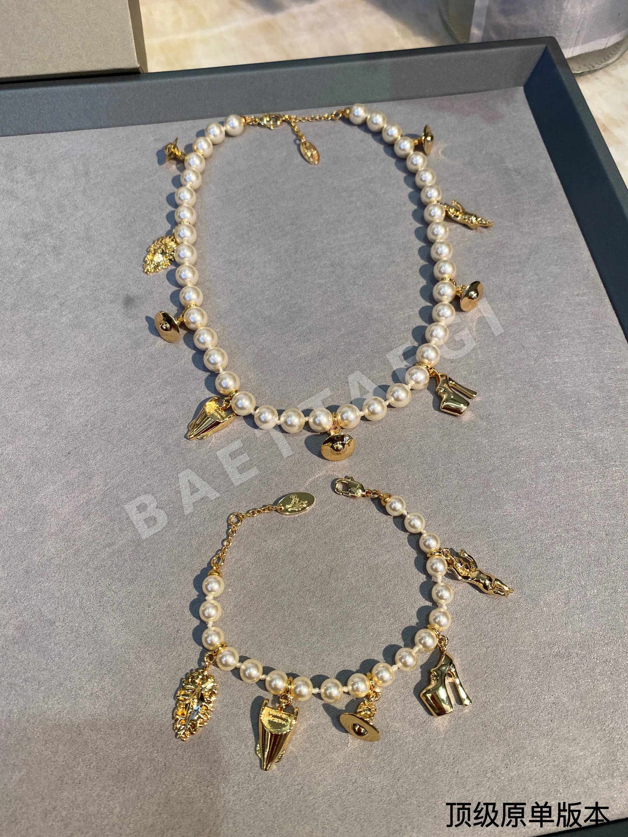 비비안웨스트우드 팔찌 65129 Vivienne Westwood Bracelet 상세 이미지 13