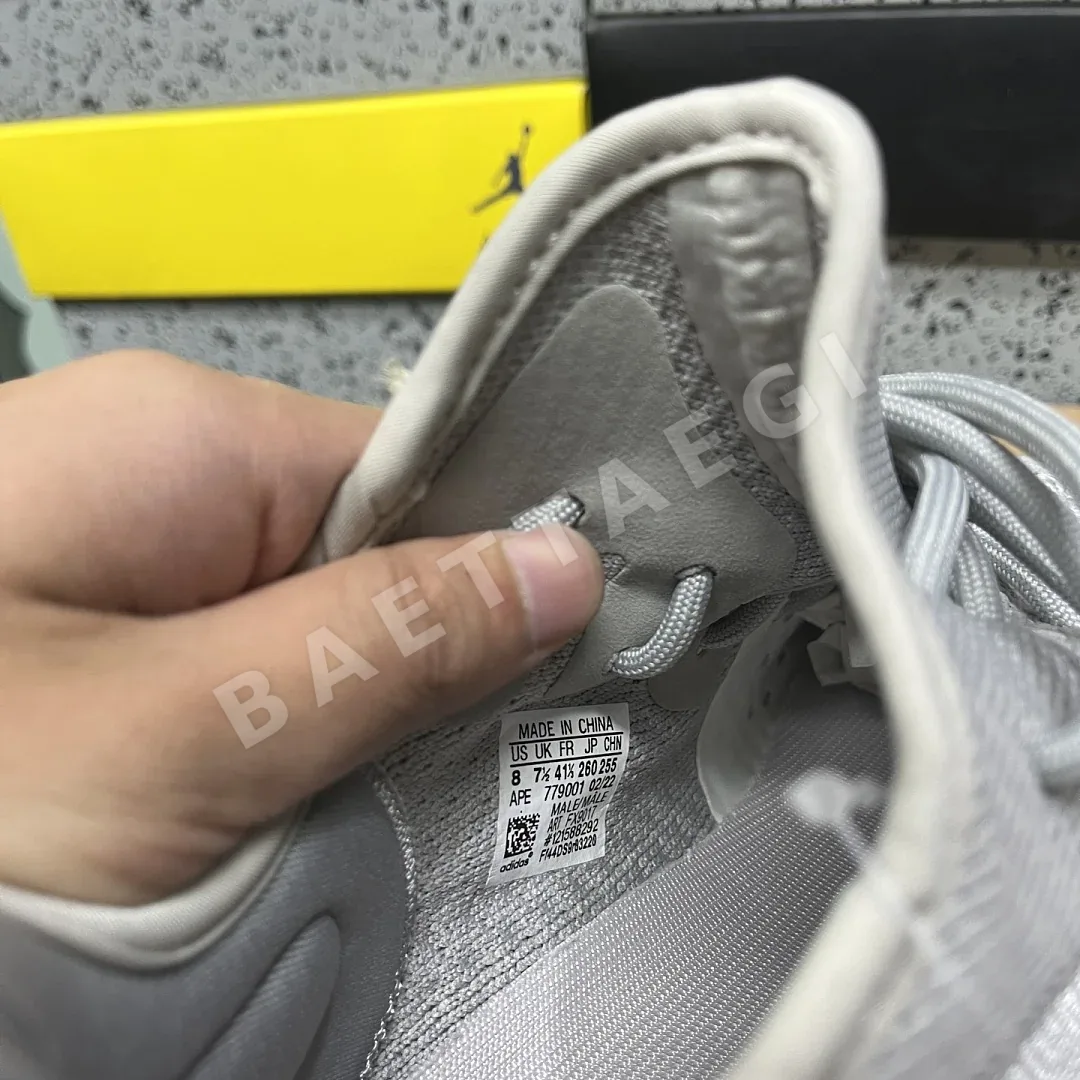 아디다스 [R] 이지 부스트 350 V2 FX9017 200753 Adidas Yeezy Boost 350 V2 상세 이미지 9