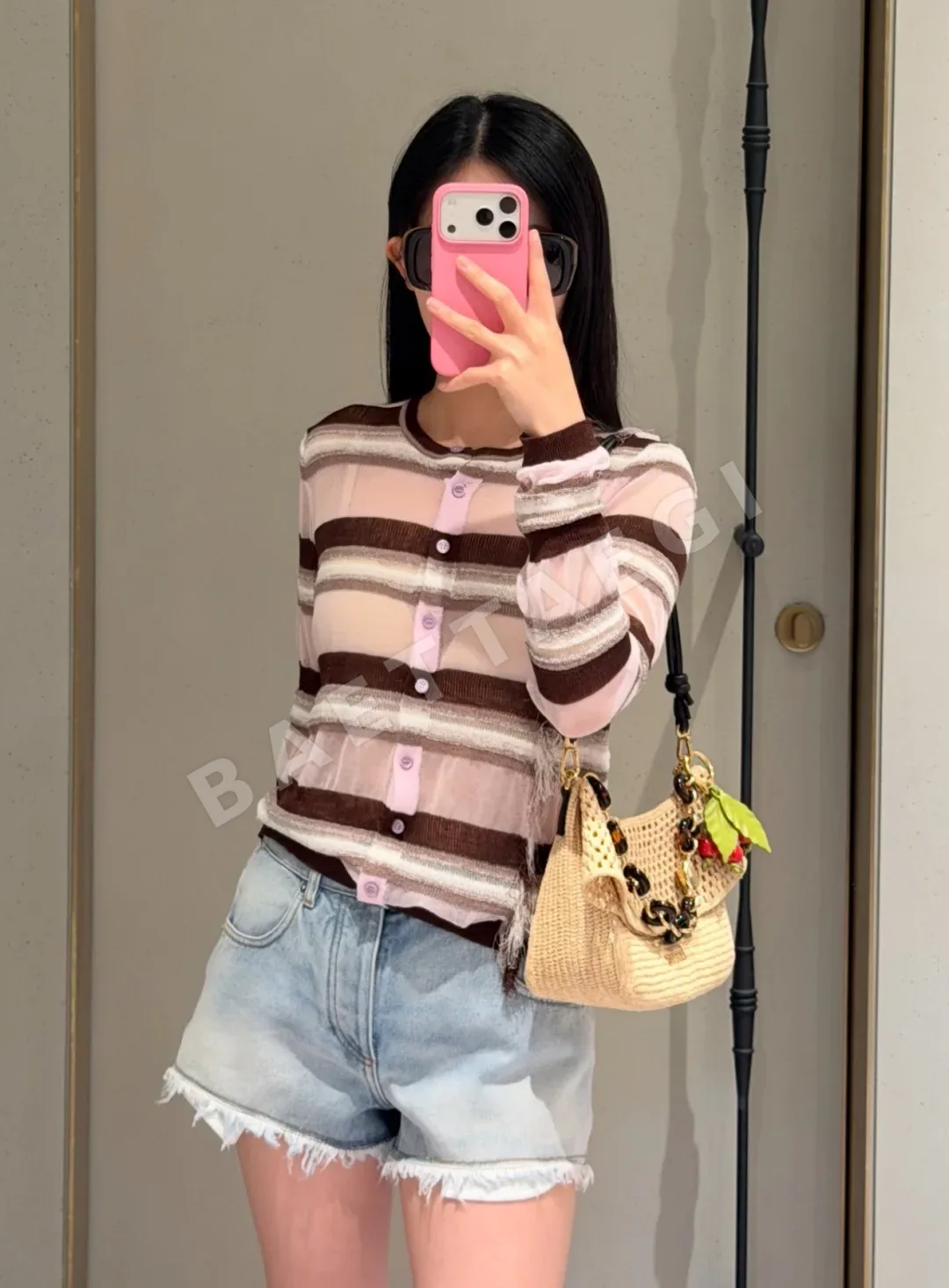 로에베 데미지 스트라이프 니트 가디건 상세 이미지 5