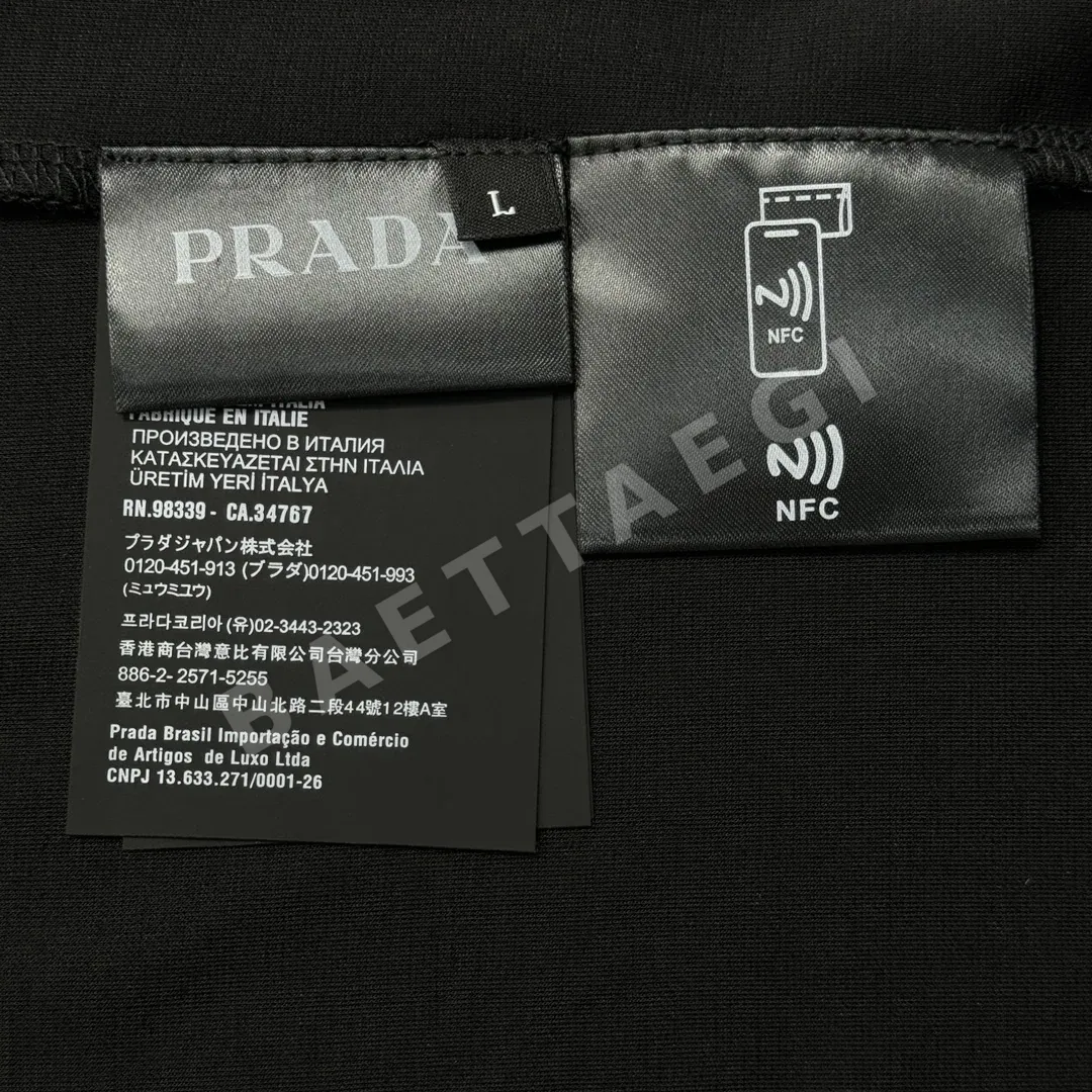 프라다 남성 슬림핏 스트레치 코튼 반팔 폴로셔츠 상세 이미지 9