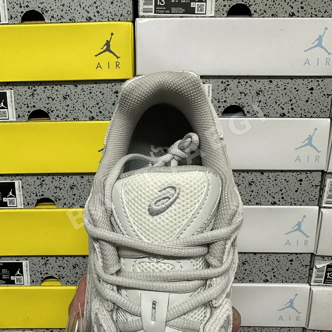 아식스 [M] 젤 NYC 1203A663-101 200485 Asics Gel-NYC Cream Cloud Grey 상세 이미지 5