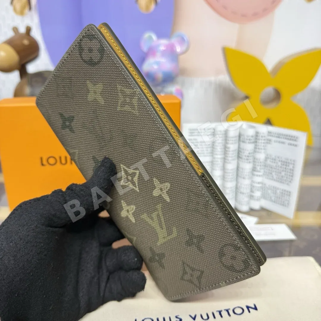 루이비통 그린 브라자 모노그램 코팅 캔버스 지갑 상세 이미지 5