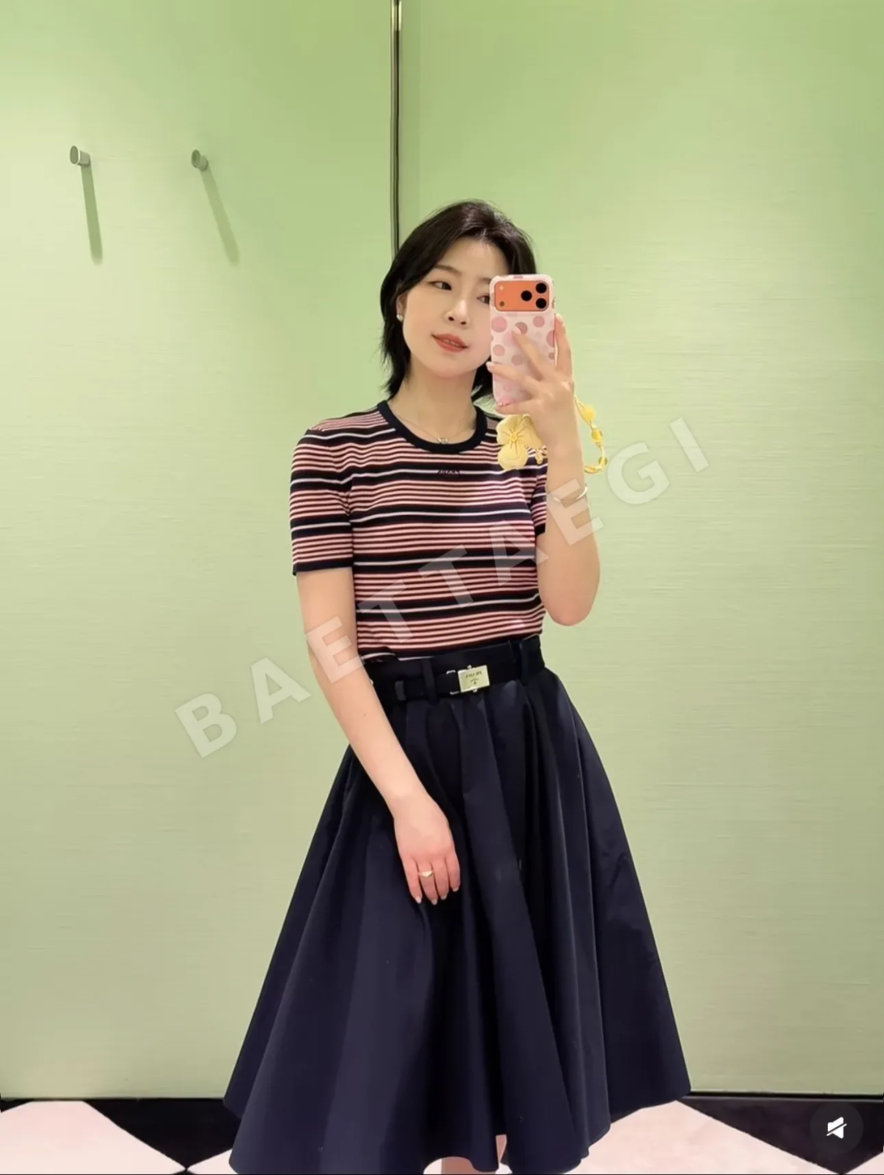 프라다 네이비 블루 하이웨스트 미디 스커트 상세 이미지 5