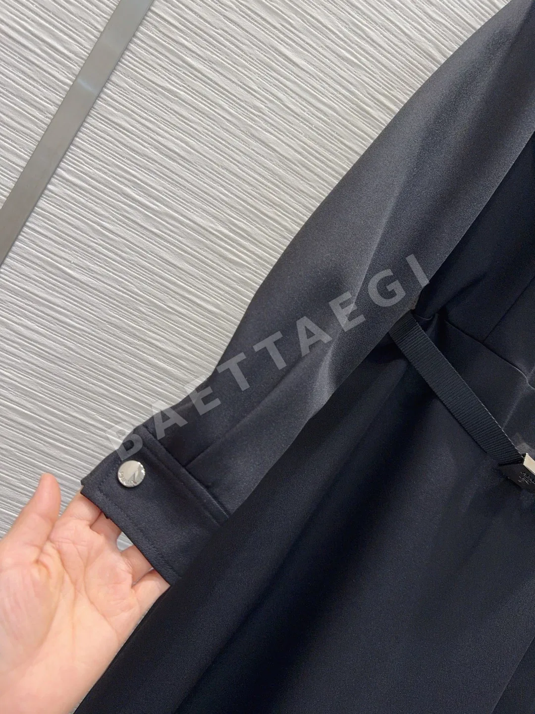 프라다 레트로 시크 원피스 상세 이미지 6
