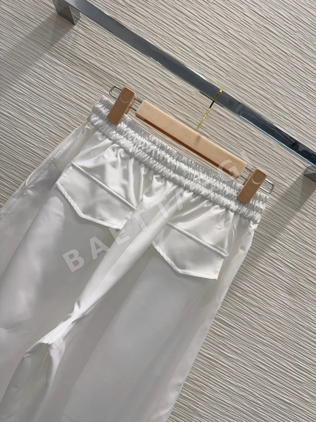 미우미우 와이드 레그 카고 여성 바지 상세 이미지 8