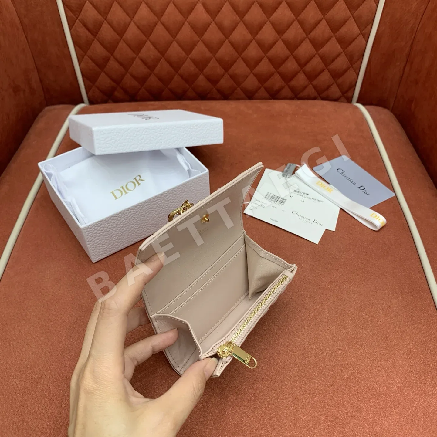 디올 카나쥬 램스킨 리본 카드 지갑 상세 이미지 8