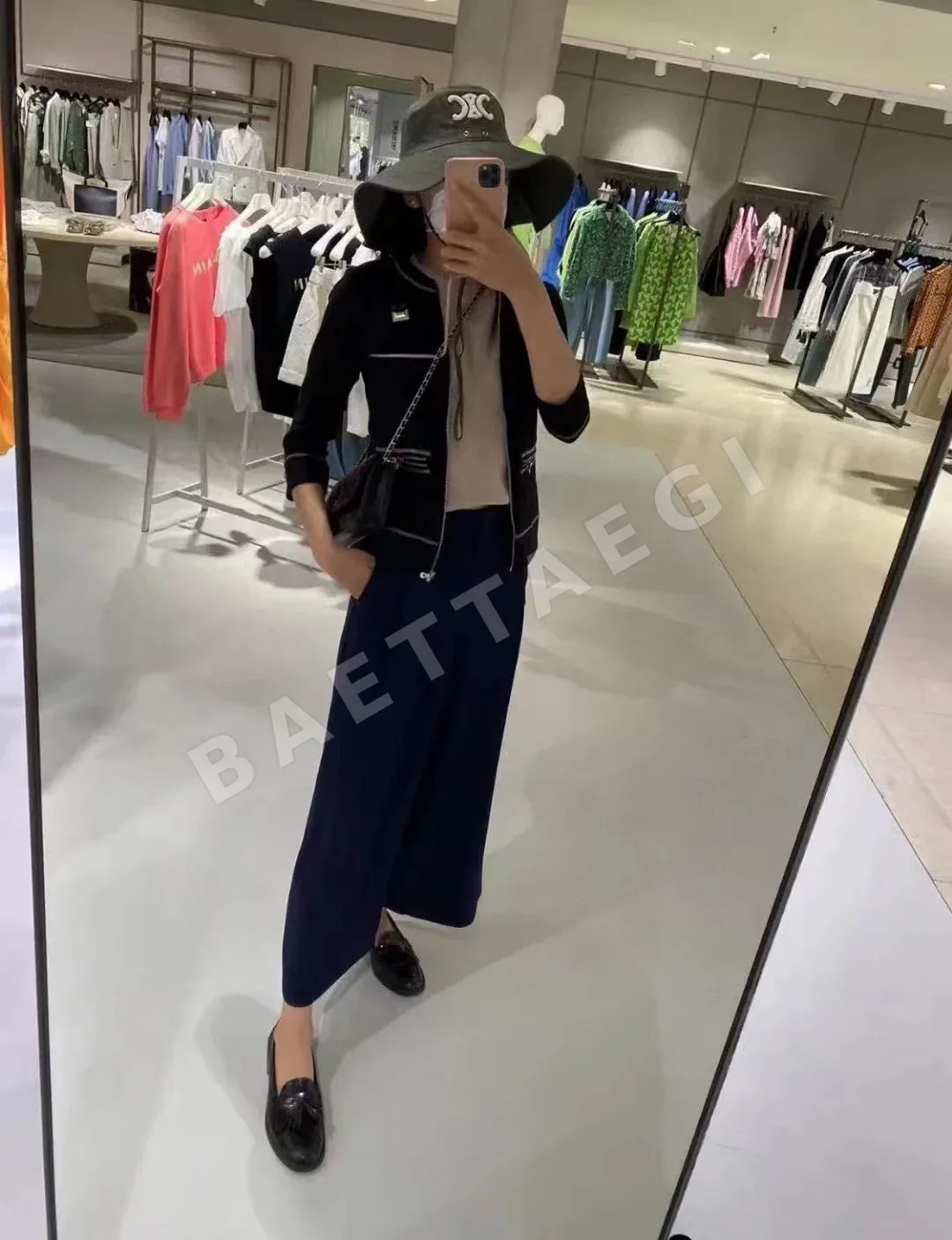 셀린느 챙 넓은 버킷 햇 모자 상세 이미지 9
