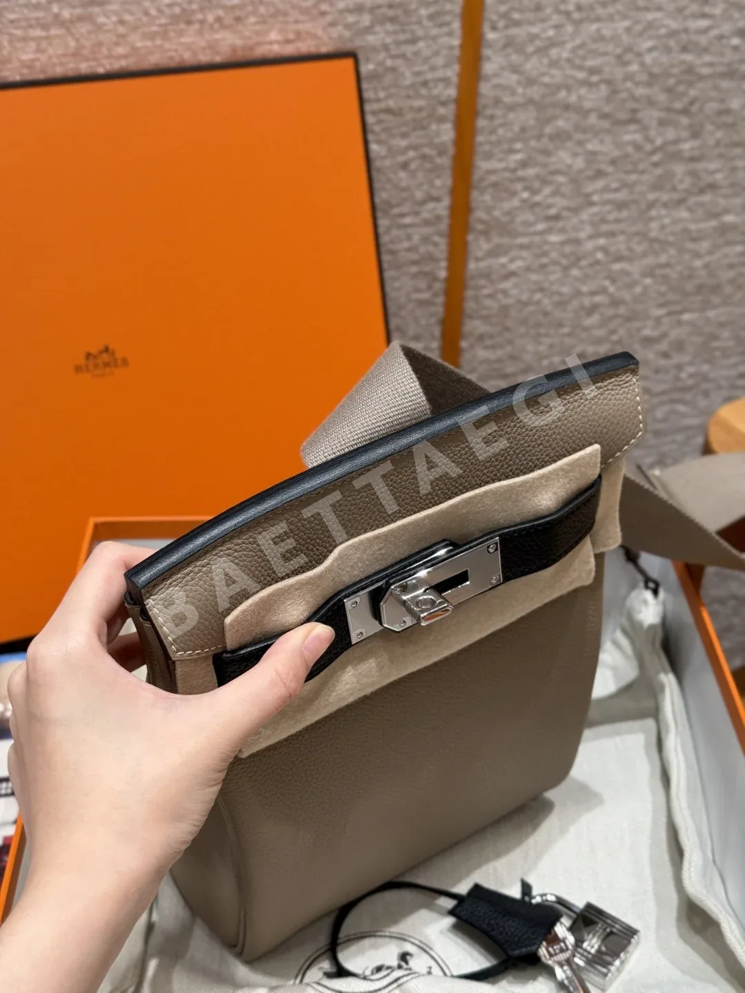 에르메스 핵 아 도 토고 배색 체스트백 가방 상세 이미지 6