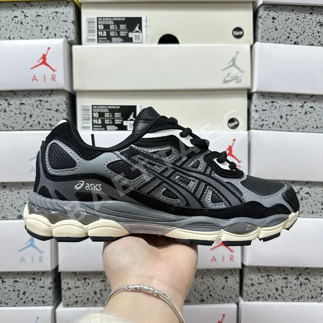 아식스 [WZ] 젤 NYC 1203A739-001 200393 Asics Gel-NYC Black Black 상세 이미지 5