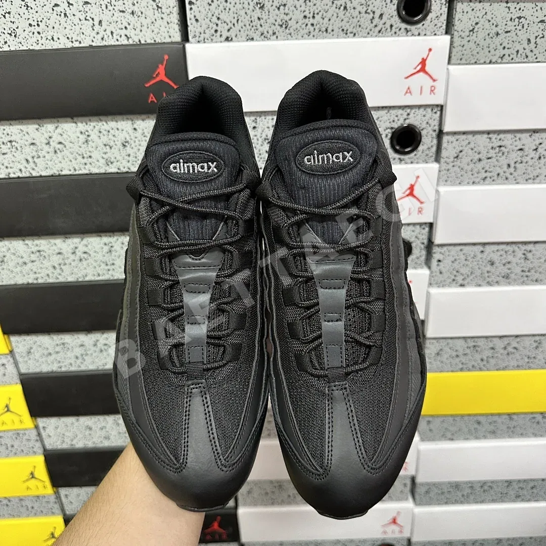 나이키 [GX] 에어 맥스 95 CI3705-001 201224 Nike Air Max 95 Essential Triple Black 상세 이미지 2