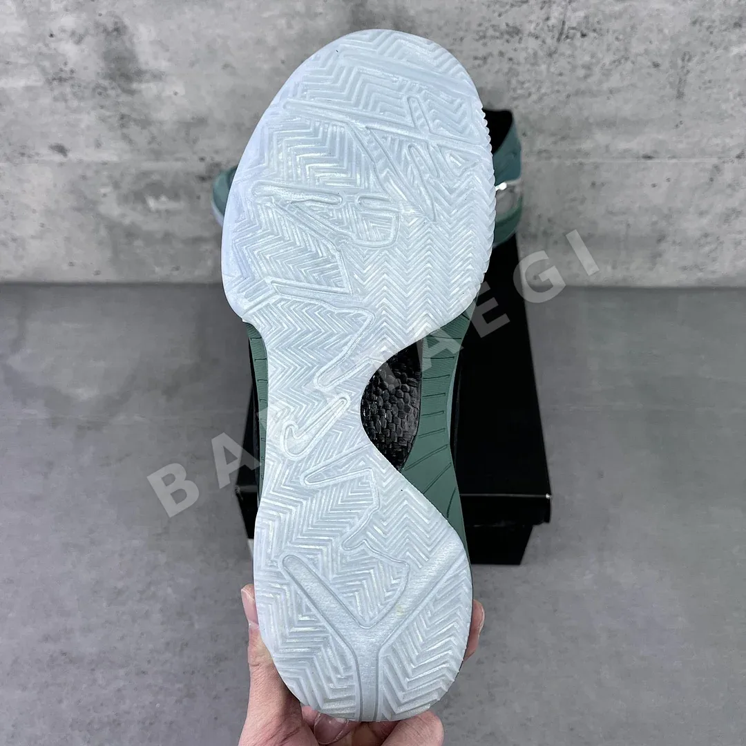 나이키 [S2] 코비 4 프로트로 FQ3545-300 200961 Nike Kobe 4 Protro Girl Dad 상세 이미지 2