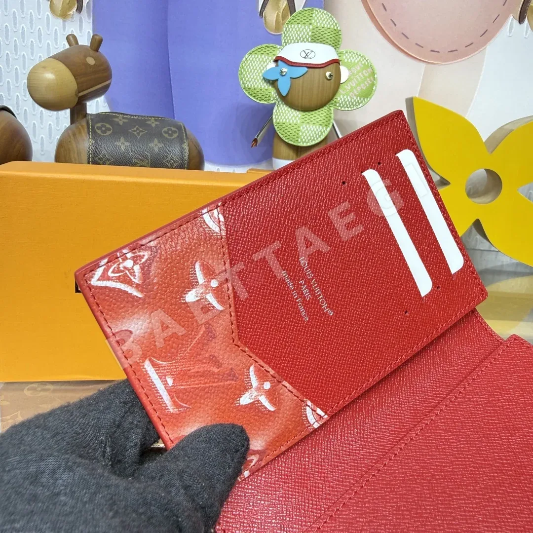 루이비통 모노그램 아이스 큐브 캔버스 지갑 상세 이미지 7