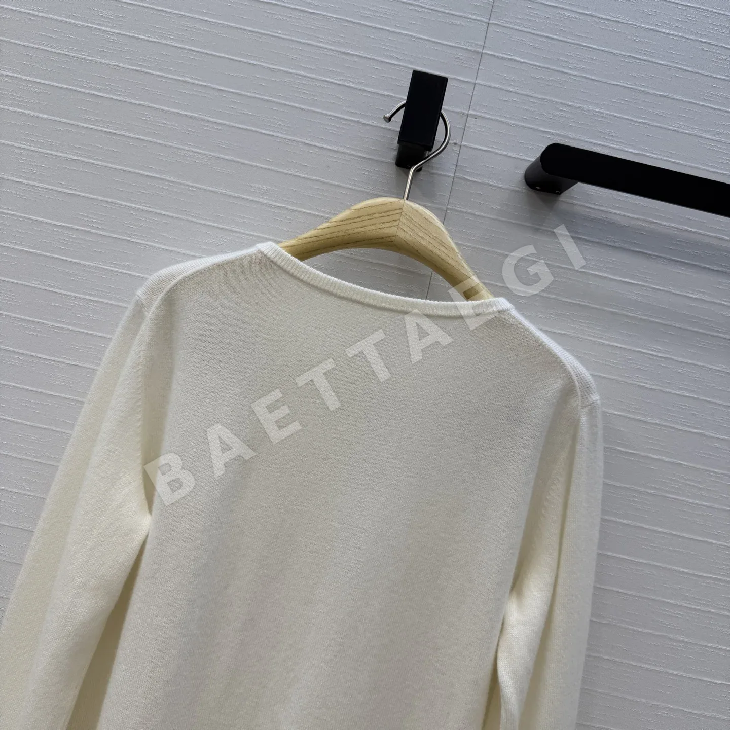 디올 가든월드 타이넥 카시미어 니트 긴팔 상세 이미지 9