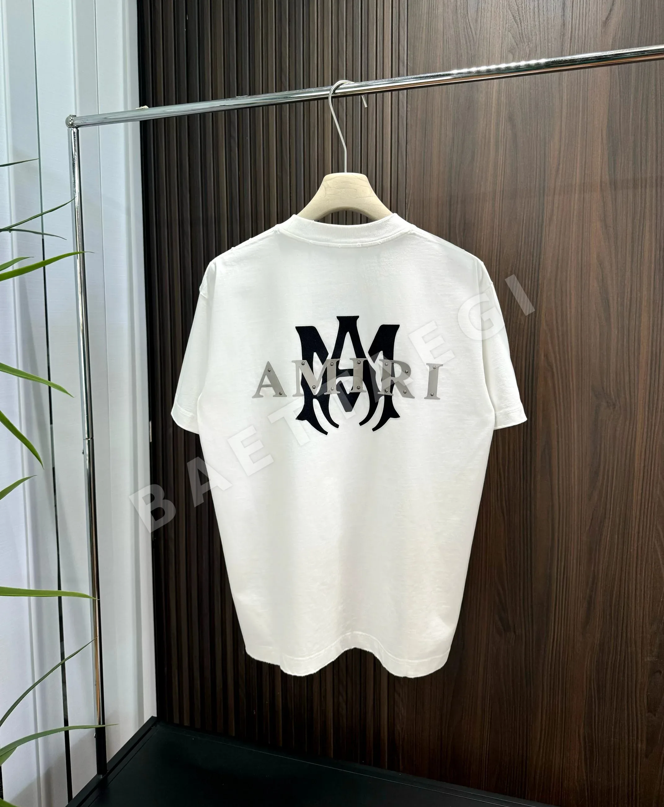 아미리 3D 엠보 로고 남성 반팔 티셔츠 상세 이미지 2