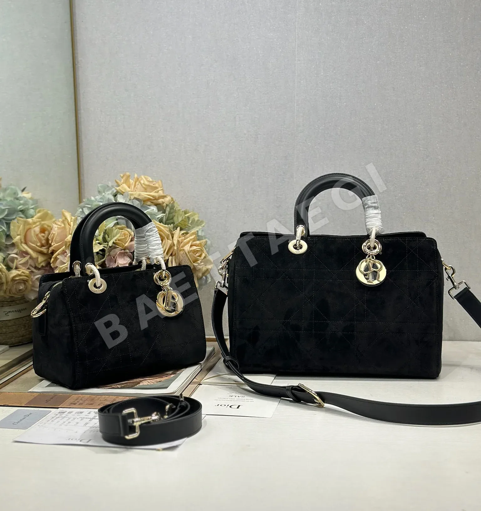디올 레디 블랙 플리스 안감 핸드백 196732