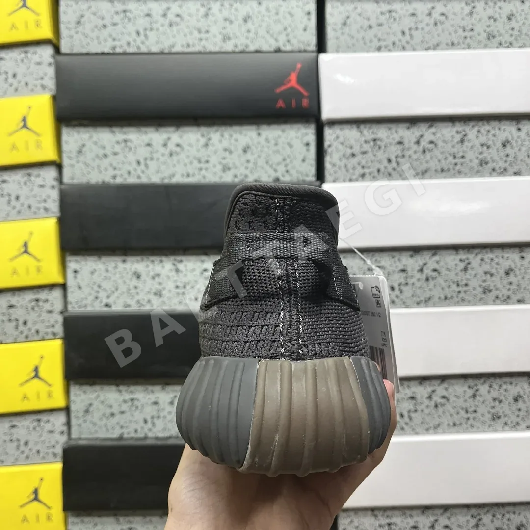 아디다스 [R] 이지 부스트 350 V2 FY4176 200751 Adidas Yeezy Boost 350 V2 상세 이미지 5