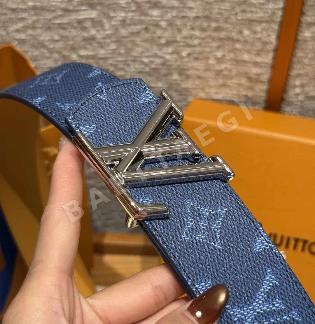 루이비통 디멘션 모노그램 헤리티지 40mm 리버시블 벨트 상세 이미지 4