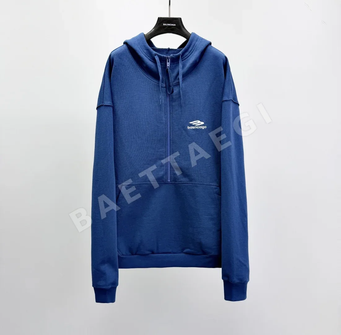 발렌시아가 라이트 블루 하프 집업 후드 남성의류 53800