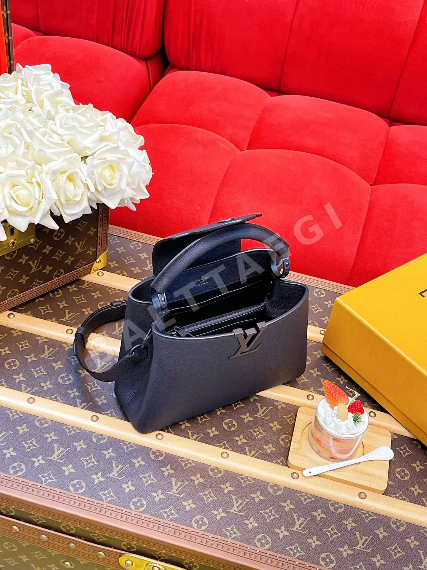 루이비통 카프신 BB 핸드백 M25255 상세 이미지 9