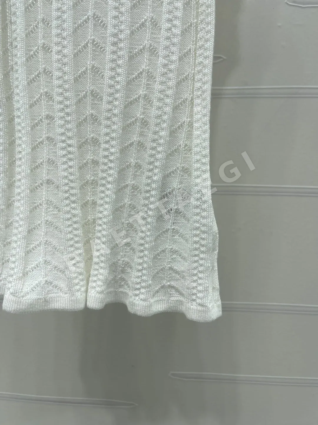 미우미우 아이스 실크 레이스 트림 반팔 니트베스트 상세 이미지 6