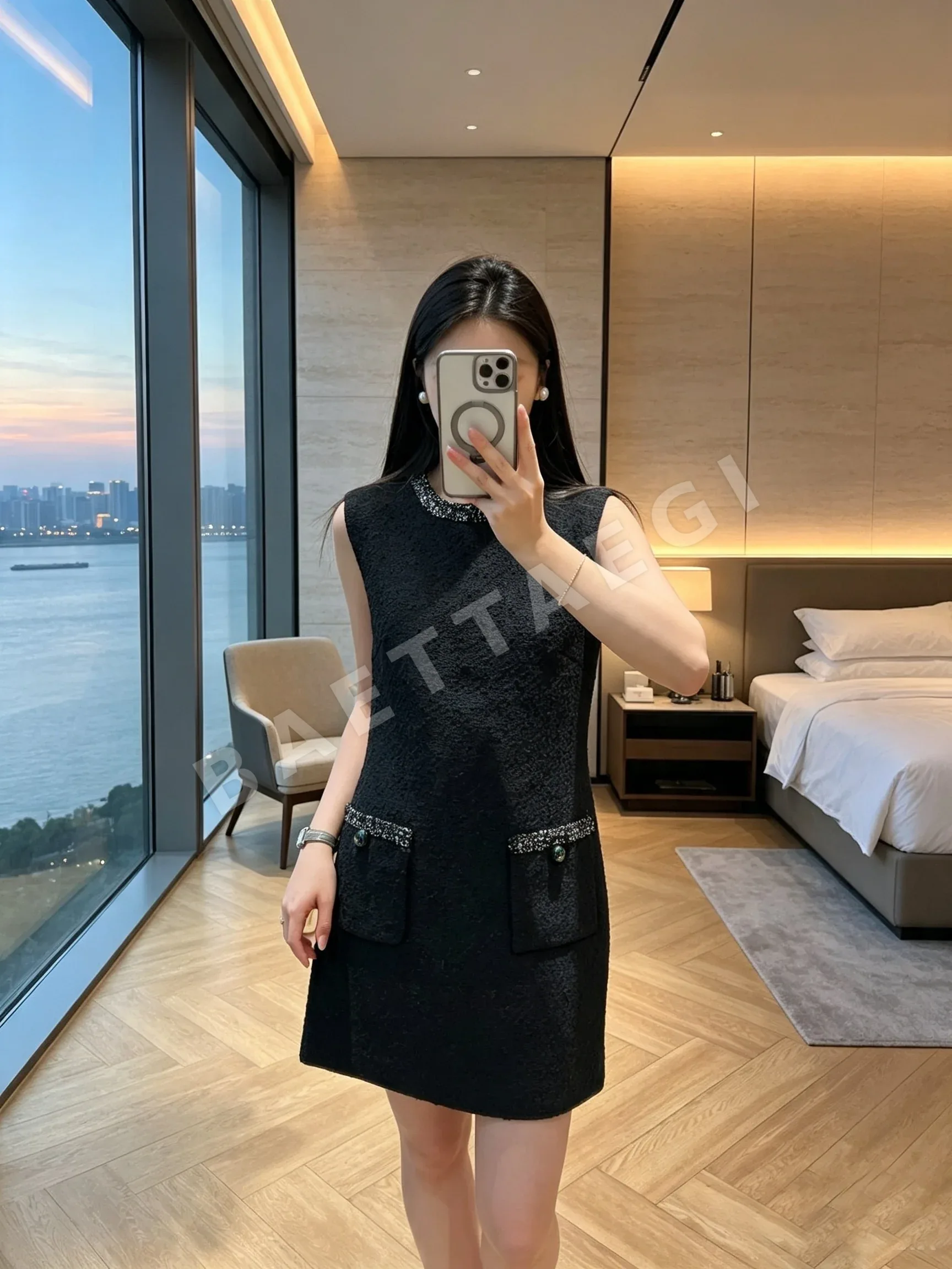 샤넬 블랙 트위드 민소매 원피스 170184