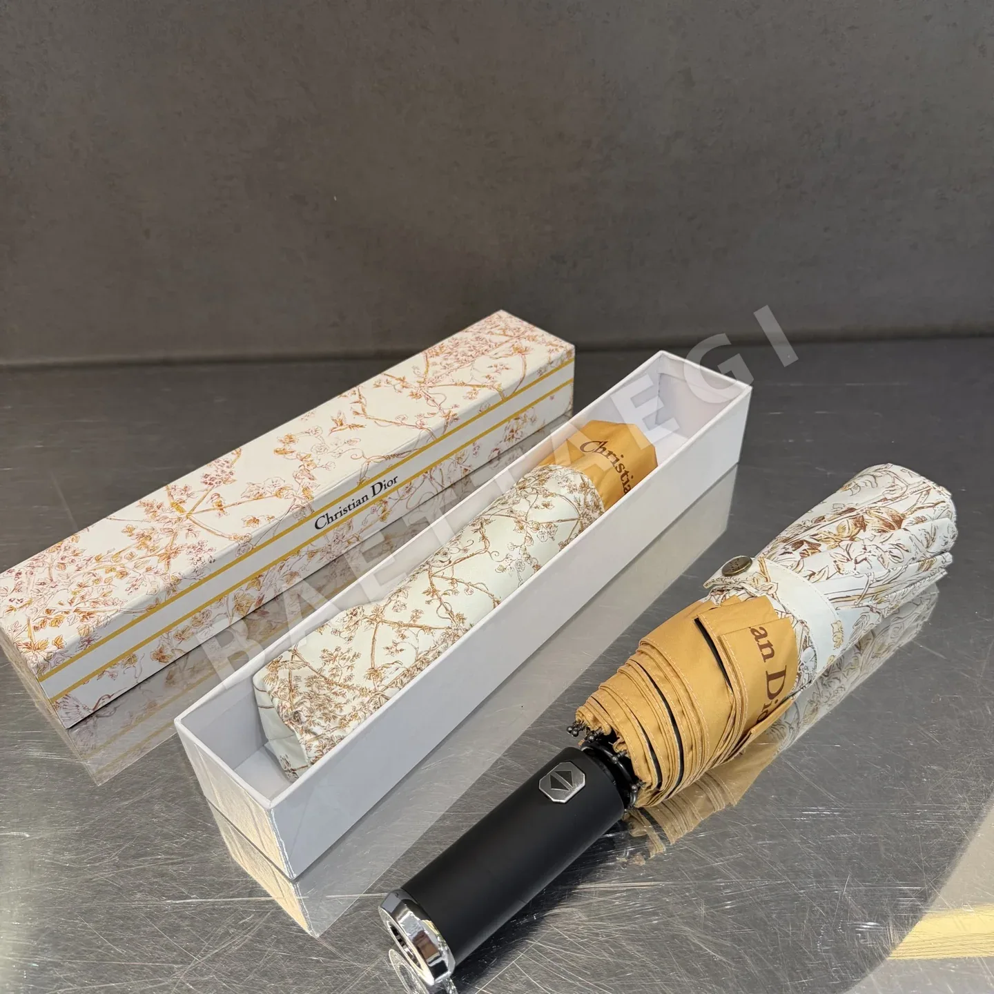 디올 우산 85581 Dior Umbrella 상세 이미지 2