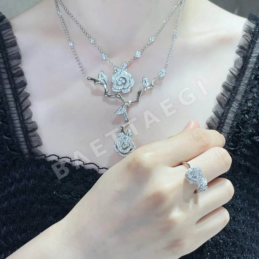 디올 로즈 바가텔 목걸이 상세 이미지 2