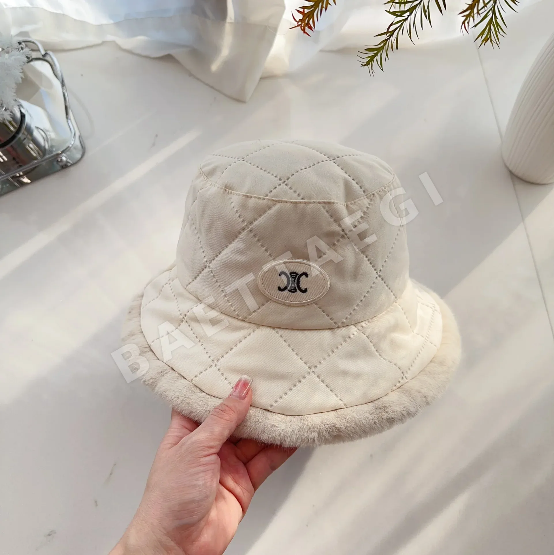 셀린느 퀼팅 피셔맨 햇 모자 상세 이미지 3