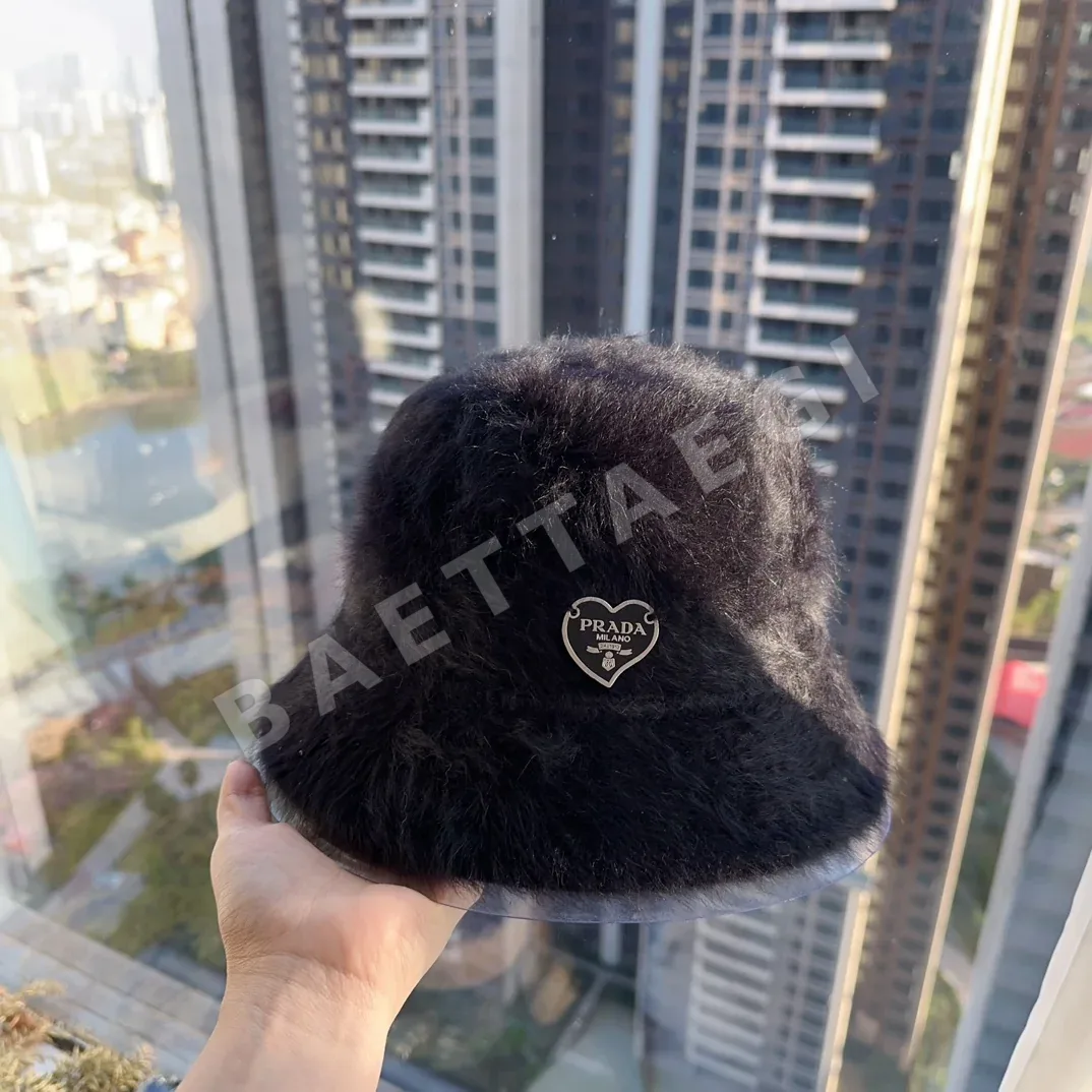 프라다 래빗 퍼 버킷 햇 84814