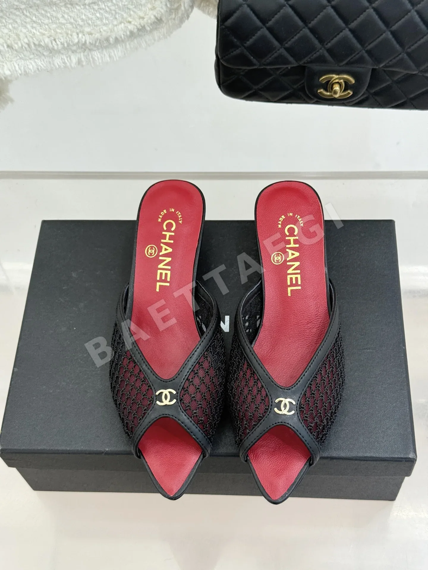 샤넬 더블 C 메시 오픈토 청키 힐 샌들 상세 이미지 4