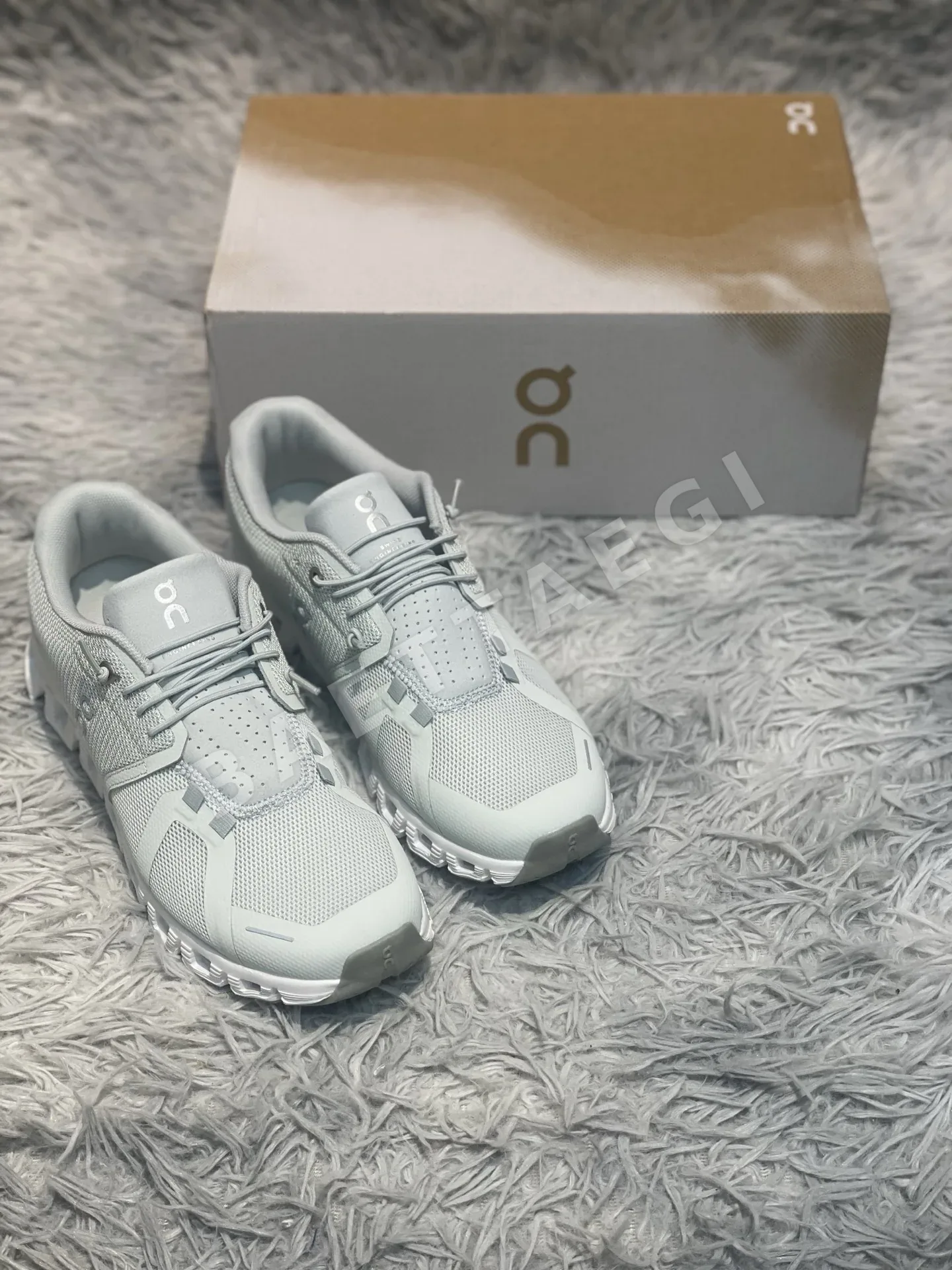 ON Run Cloud 6 캐주얼 경량 러닝화 상세 이미지 2
