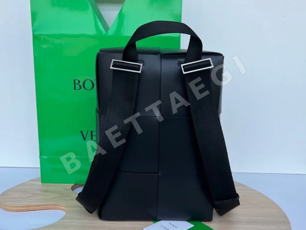 보테가베네타 스퀘어 우븐 백팩 680092 5169 상세 이미지 2