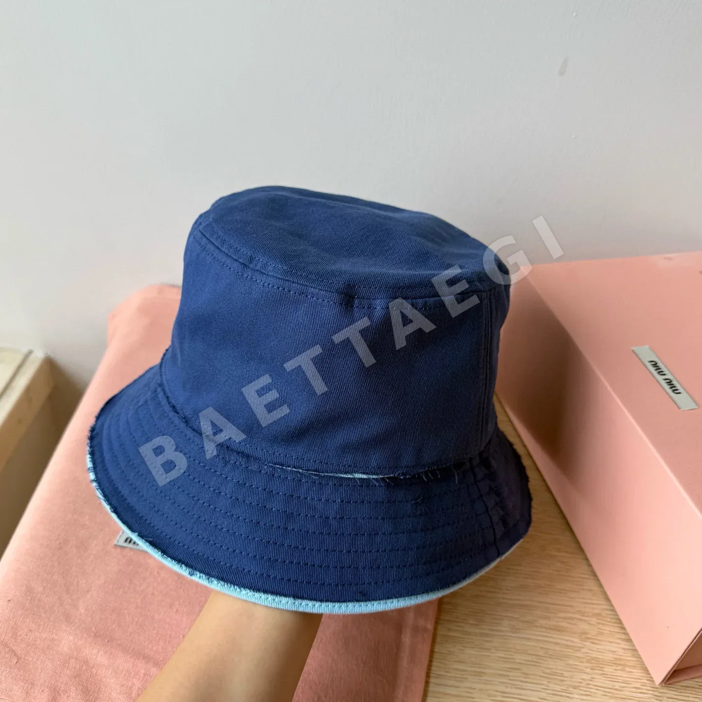 미우미우 모자 80926 Miu Miu Cap 상세 이미지 5