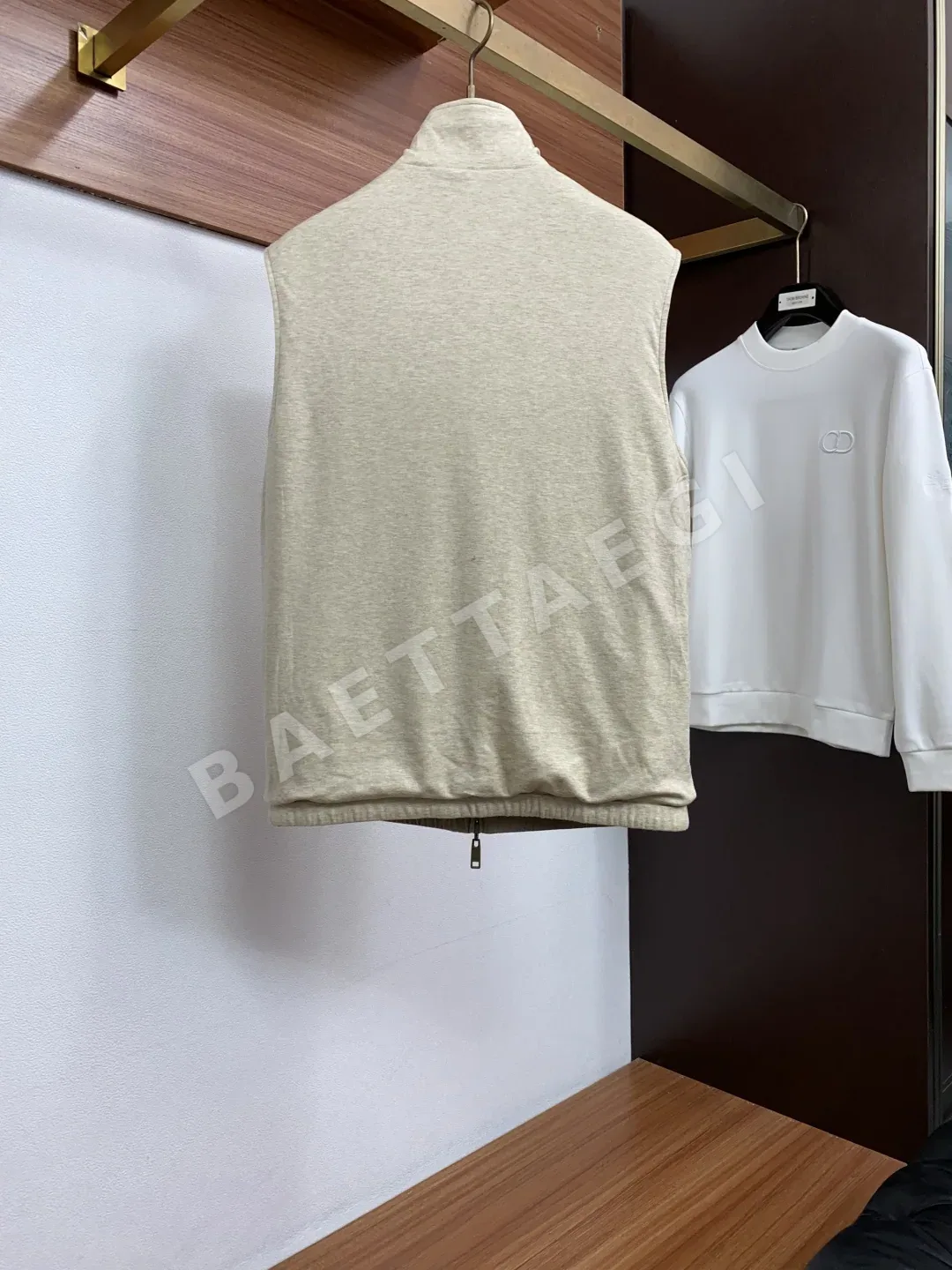 버버리 리버시블 무지 조끼 상세 이미지 7