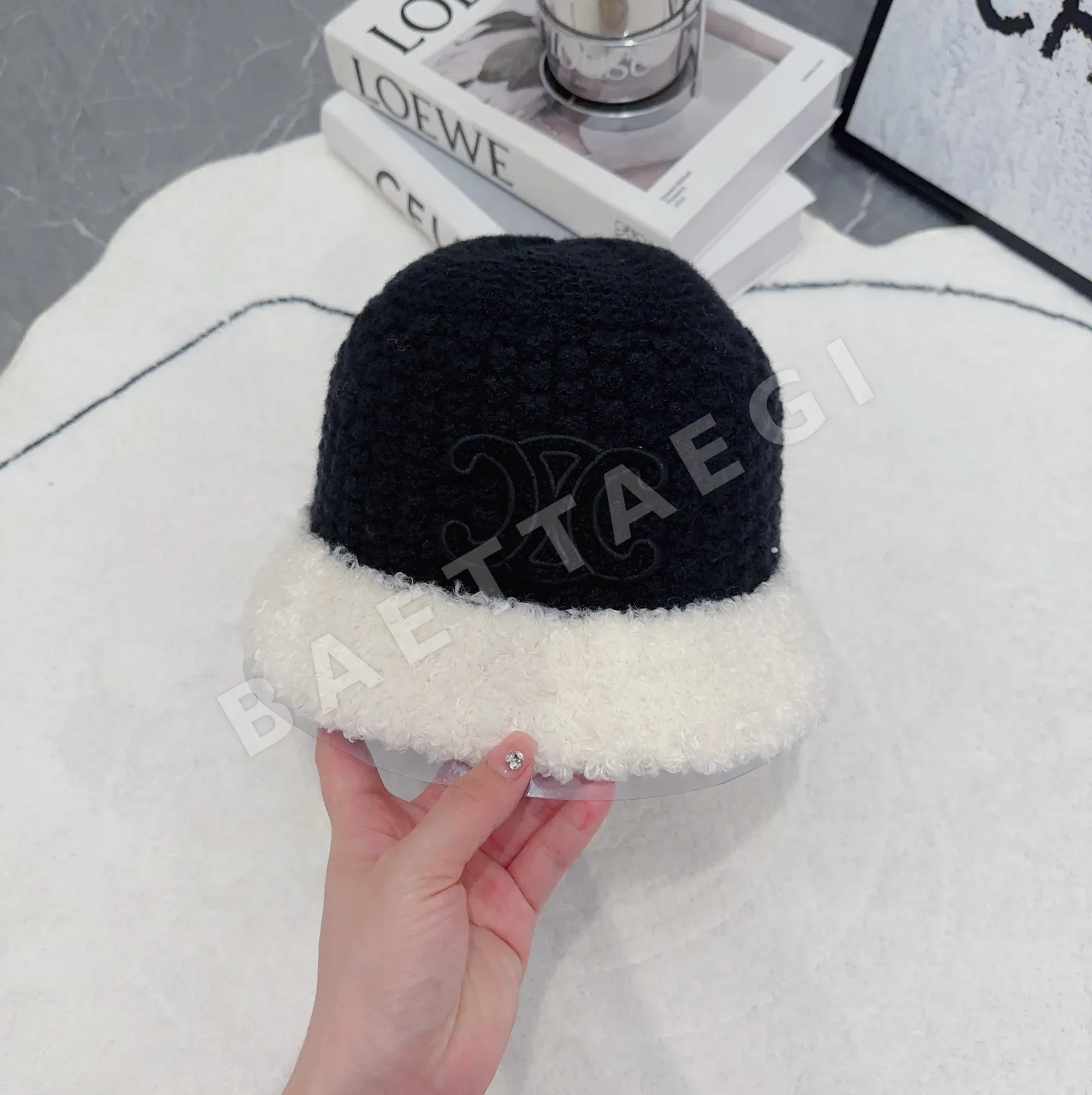셀린느 클래식 캡 상세 이미지 2