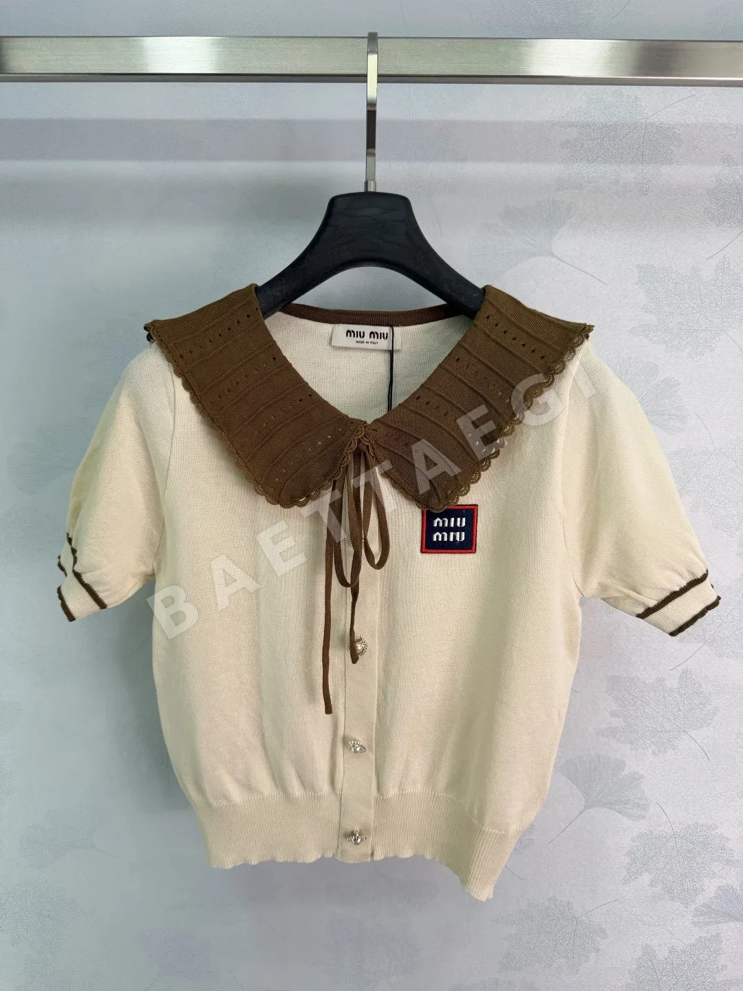 미우미우 피터팬 카라 리본 타이 반팔 가디건 상세 이미지 2