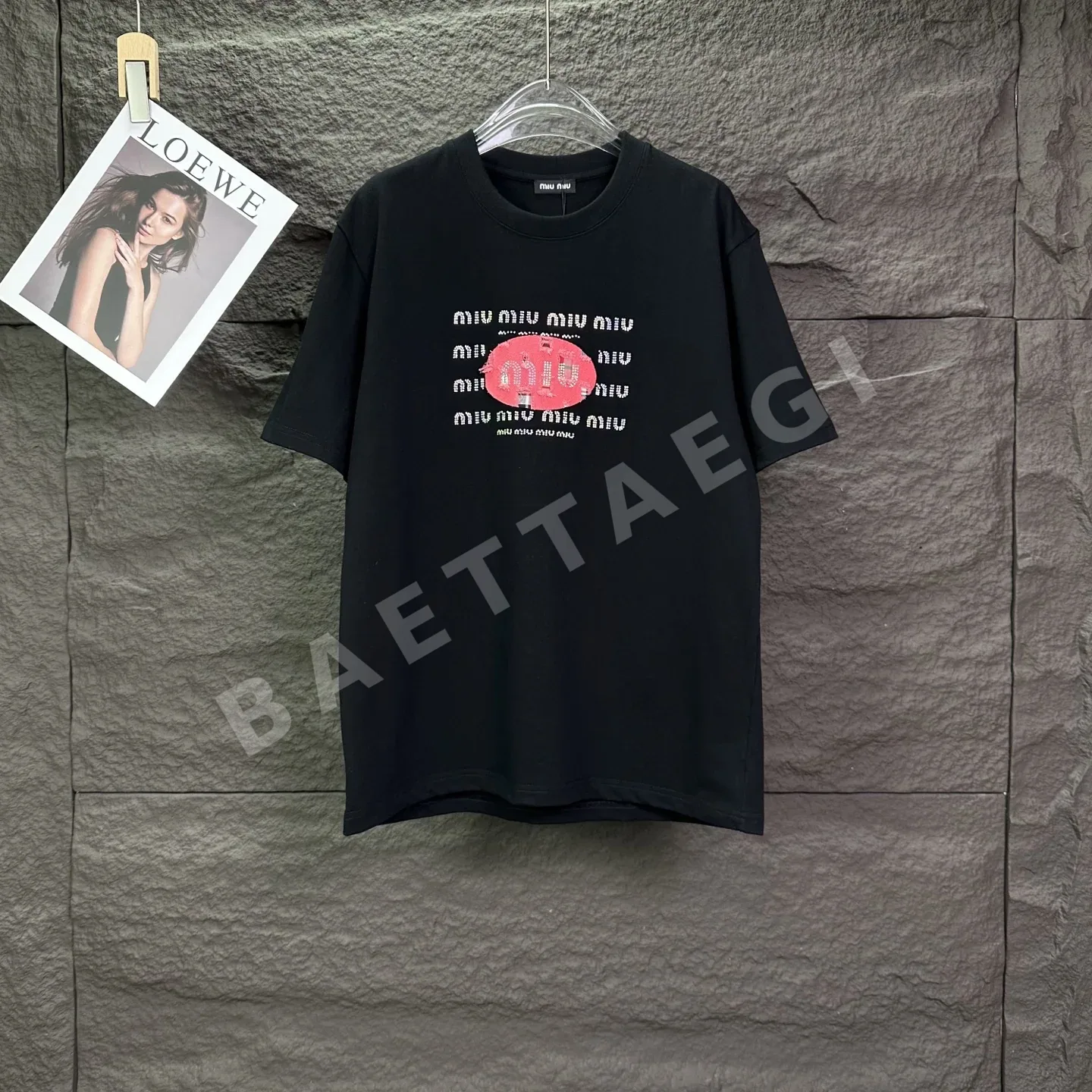 미우미우 아플리케 라인석 레터 로고 반팔 티셔츠 88716