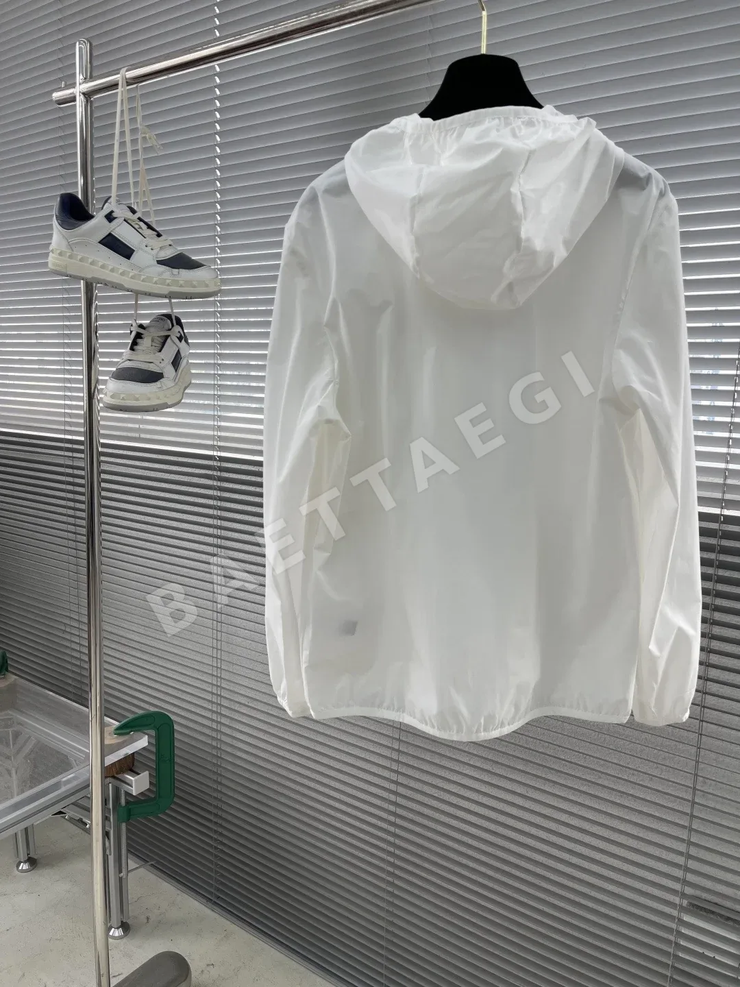 몽클레르 남성 후드 바람막이 자켓 상세 이미지 8