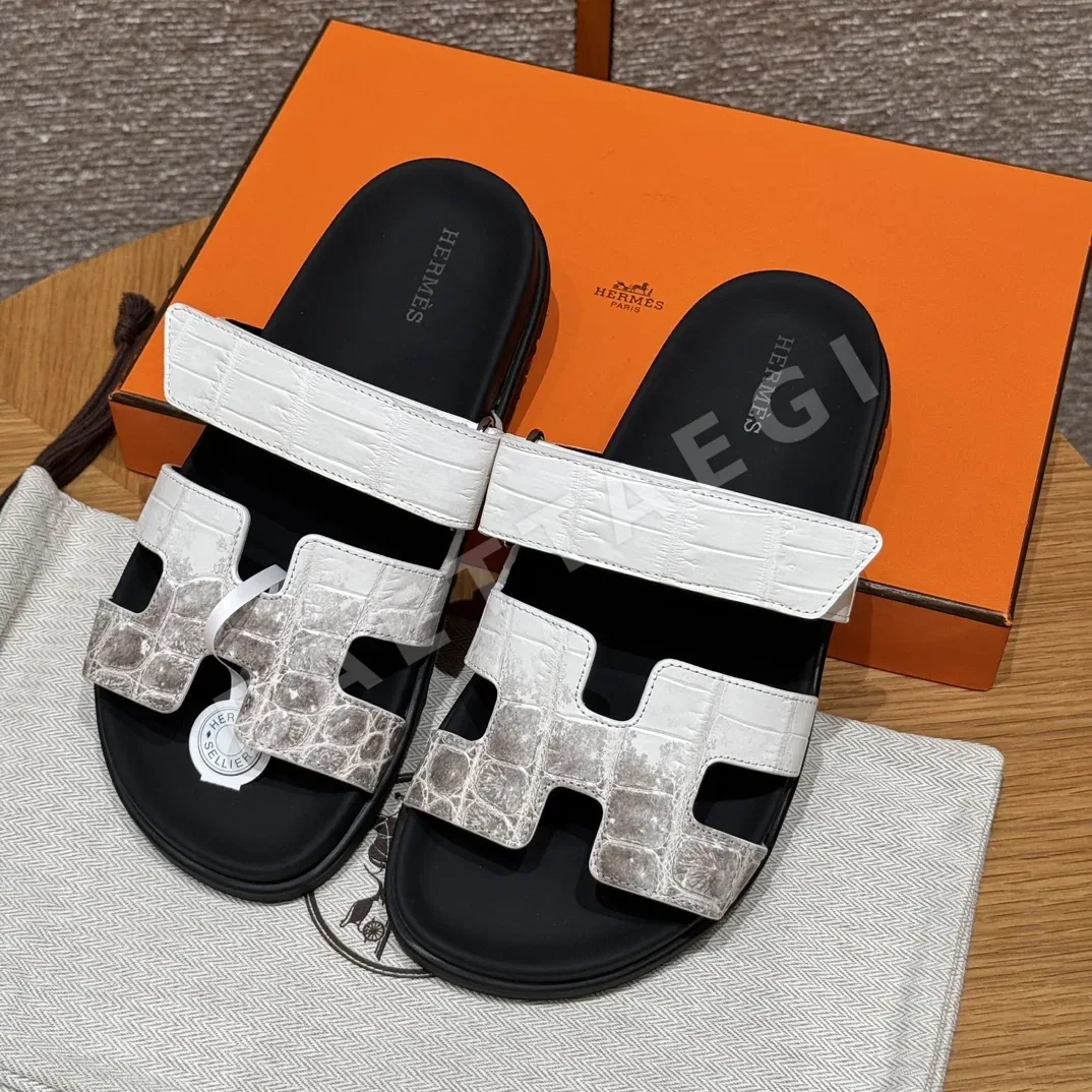 에르메스 시프레 샌들 히말라야 01 악어가죽 165655