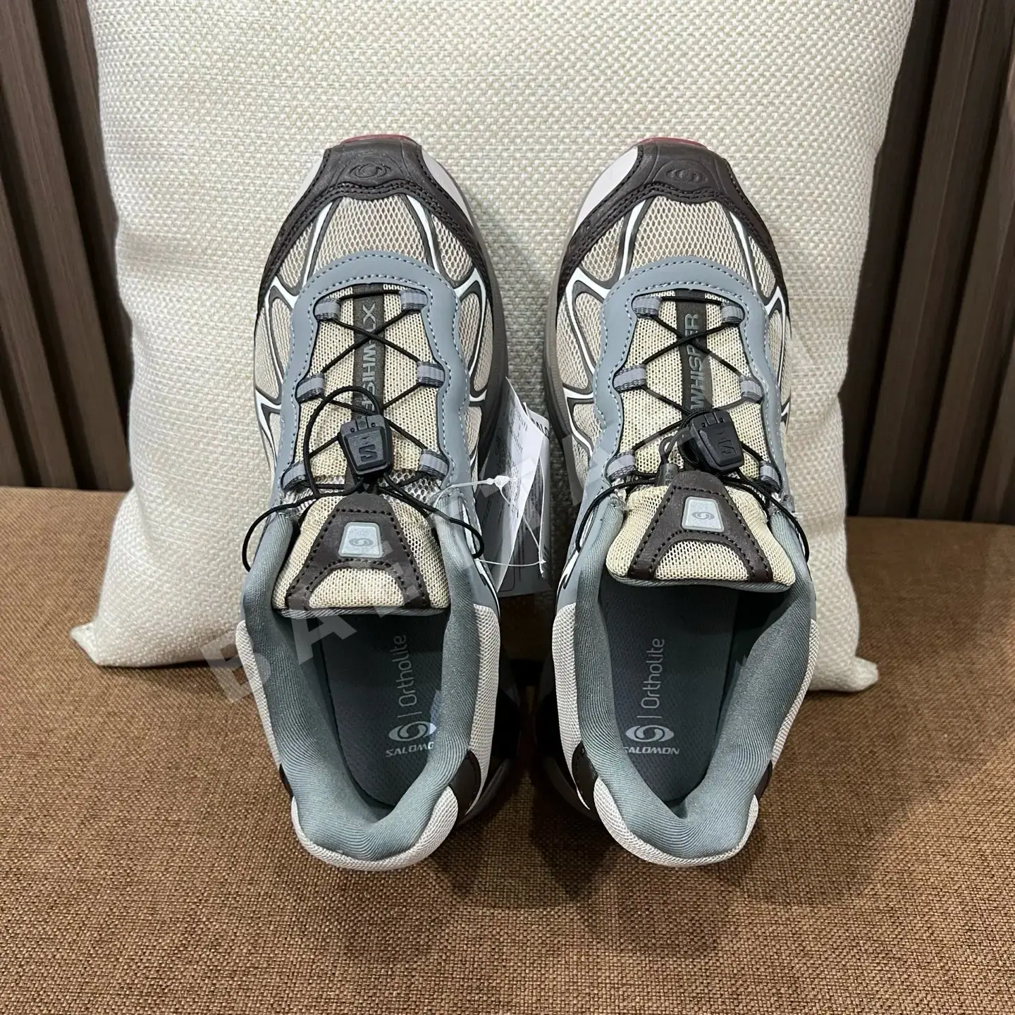 살로몬 신발 74763